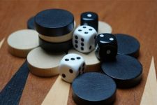 Tất tần thật thông tin về cờ backgammon dành cho bạn